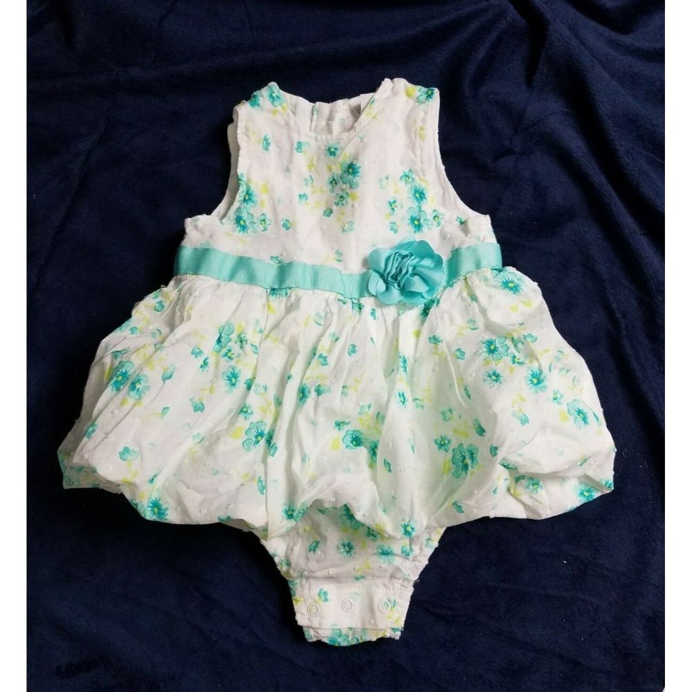 Little me Green white yellow one piece snap between legs 9m 16-18 lb baby outfit